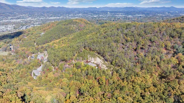 $464,900 | 3085 Creekside Drive, Salem, VA 24153