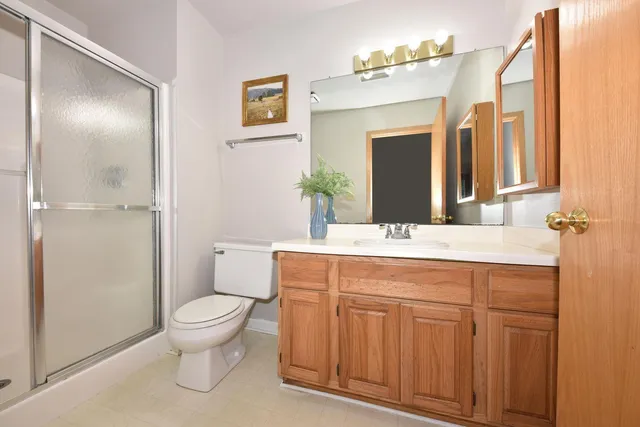 $289,000 | 18575 Brookfield Lake Drive, Unit 61, Brookfield, WI 53045