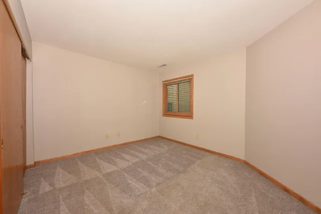 $289,000 | 18575 Brookfield Lake Drive, Unit 61, Brookfield, WI 53045