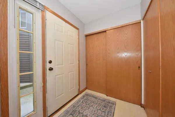 $289,000 | 18575 Brookfield Lake Drive, Unit 61, Brookfield, WI 53045