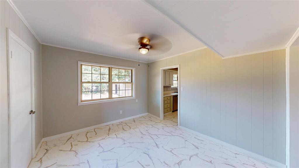 1105 South Ridgeway Drive Cleburne, TX 76033 - Photo 19 of 31 Gallery Image 19