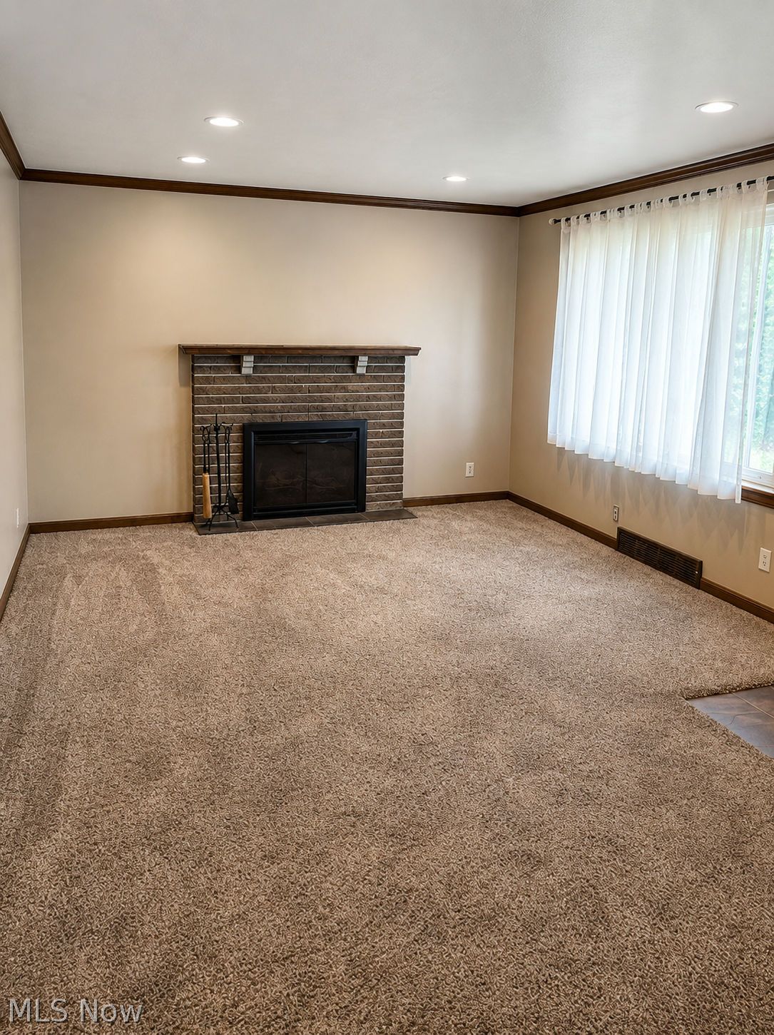 921 Garfield Street Struthers, OH 44471 - Photo 10 of 21