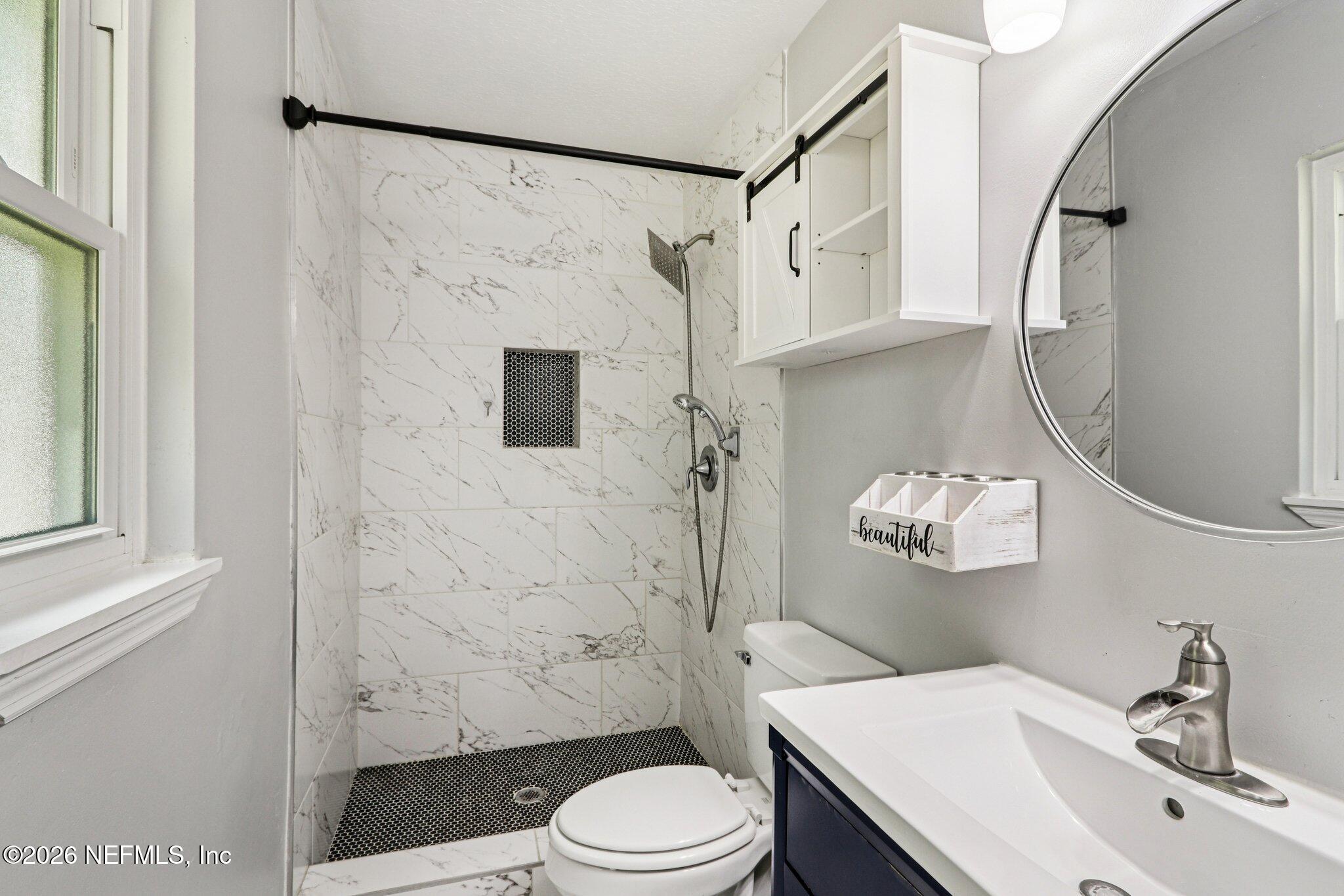 7815 Old Kings Road South Jacksonville, FL 32217 - Photo 15 of 28 PRIMARY EN SUITE BATHROOM