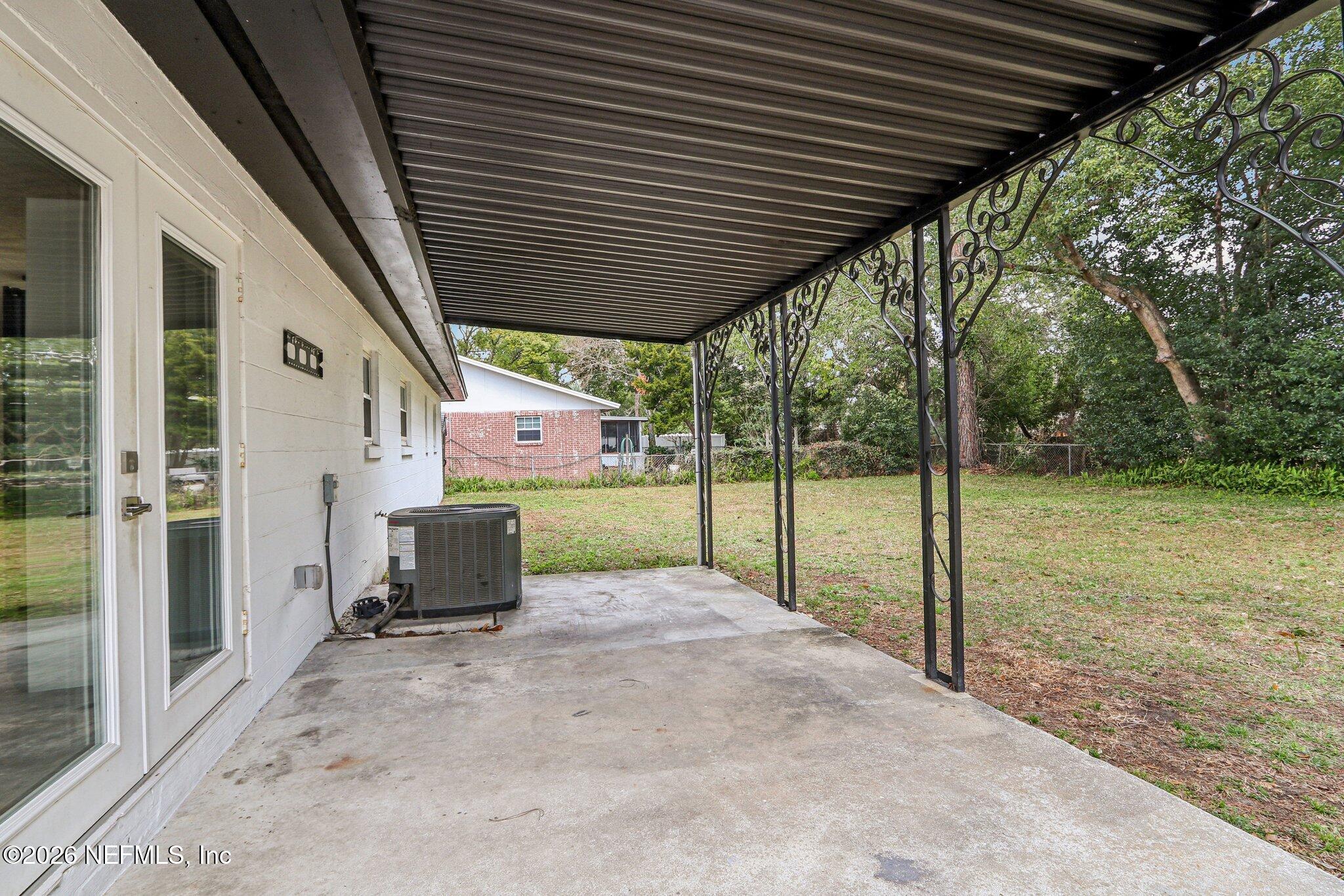 7815 Old Kings Road South Jacksonville, FL 32217 - Photo 22 of 28 COVERED PATIO 2