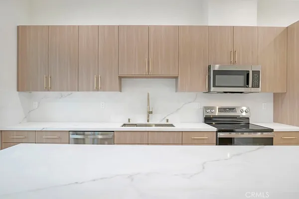 $3,500 | 17425 Los Alimos Street, Unit 17423, Granada Hills, CA 91344