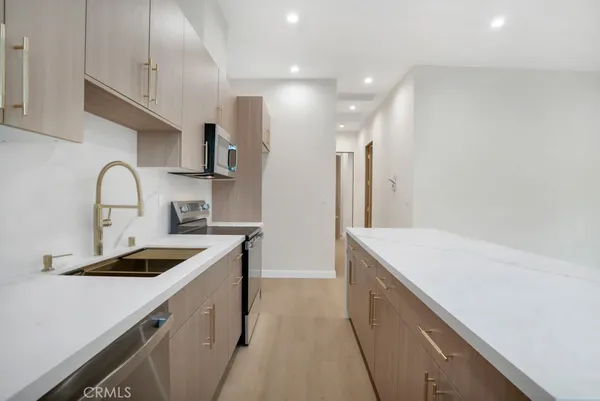 $3,500 | 17425 Los Alimos Street, Unit 17423, Granada Hills, CA 91344