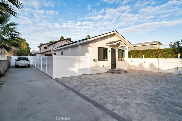 $3,500 | 17425 Los Alimos Street, Unit 17423, Granada Hills, CA 91344