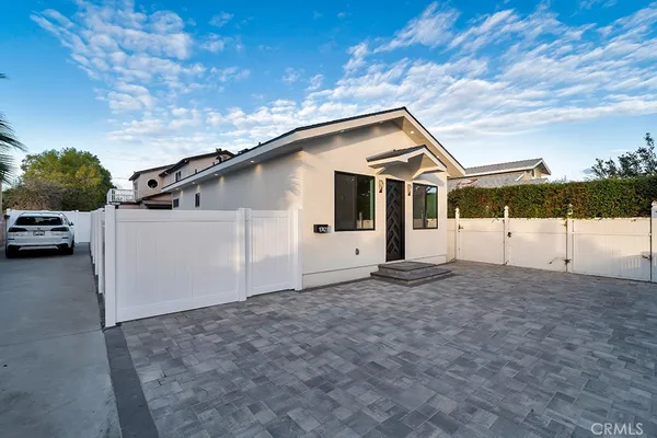 $3,500 | 17425 Los Alimos Street, Unit 17423, Granada Hills, CA 91344