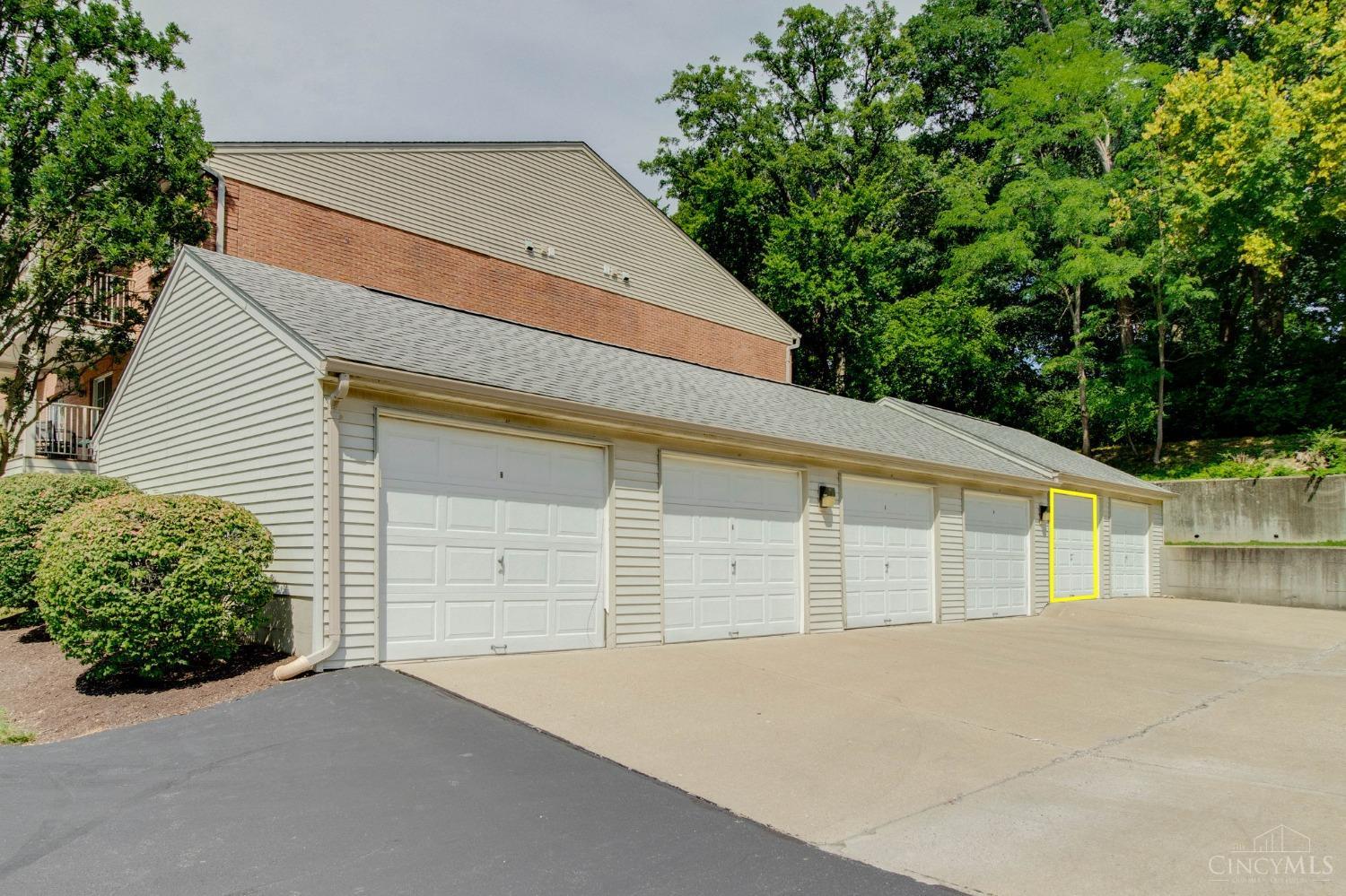 5757 Cheviot Road, Unit 1A Cincinnati, OH 45247 - Photo 25 of 30