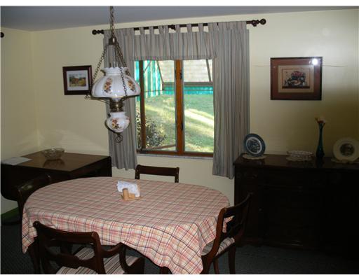 51 Fulton Road Canonsburg, PA 15317 - Photo 6 of 18 Kitchen. Dining area in kitchen
