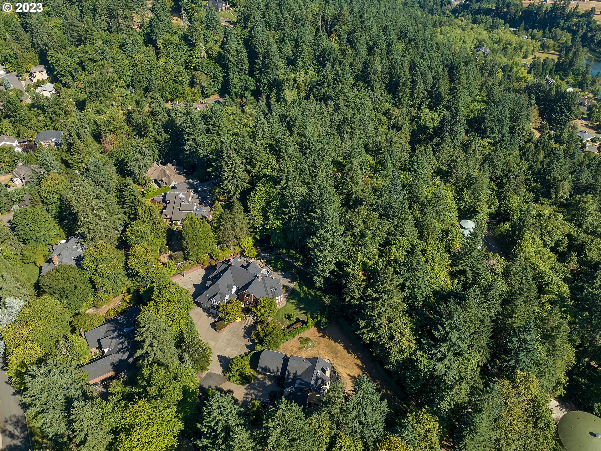 18815 Hilltop Road Lake Oswego, OR 97034 - Photo 12 of 26 Drone View/UAV
