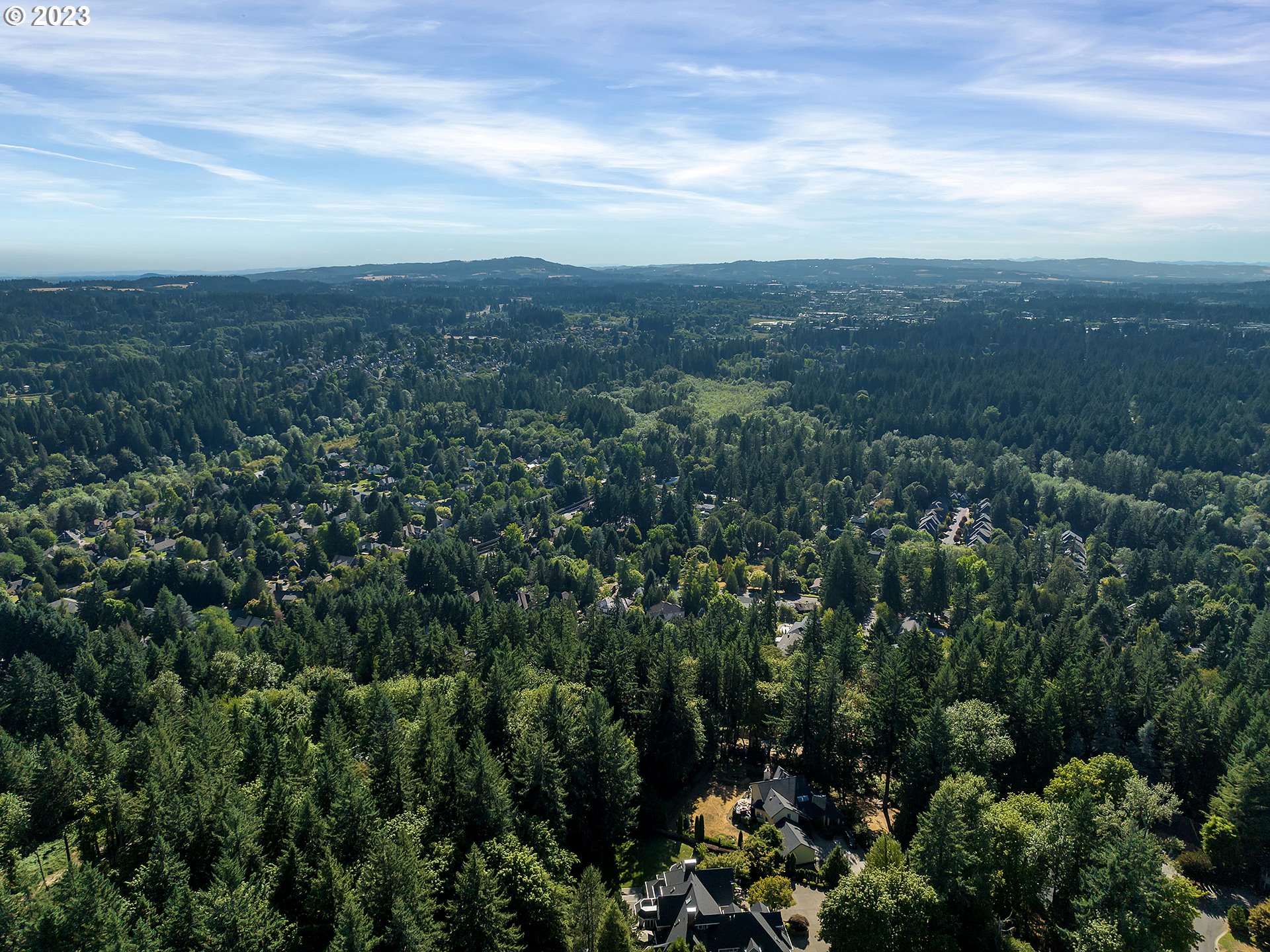 18815 Hilltop Road Lake Oswego, OR 97034 - Photo 18 of 26 Drone View/UAV
