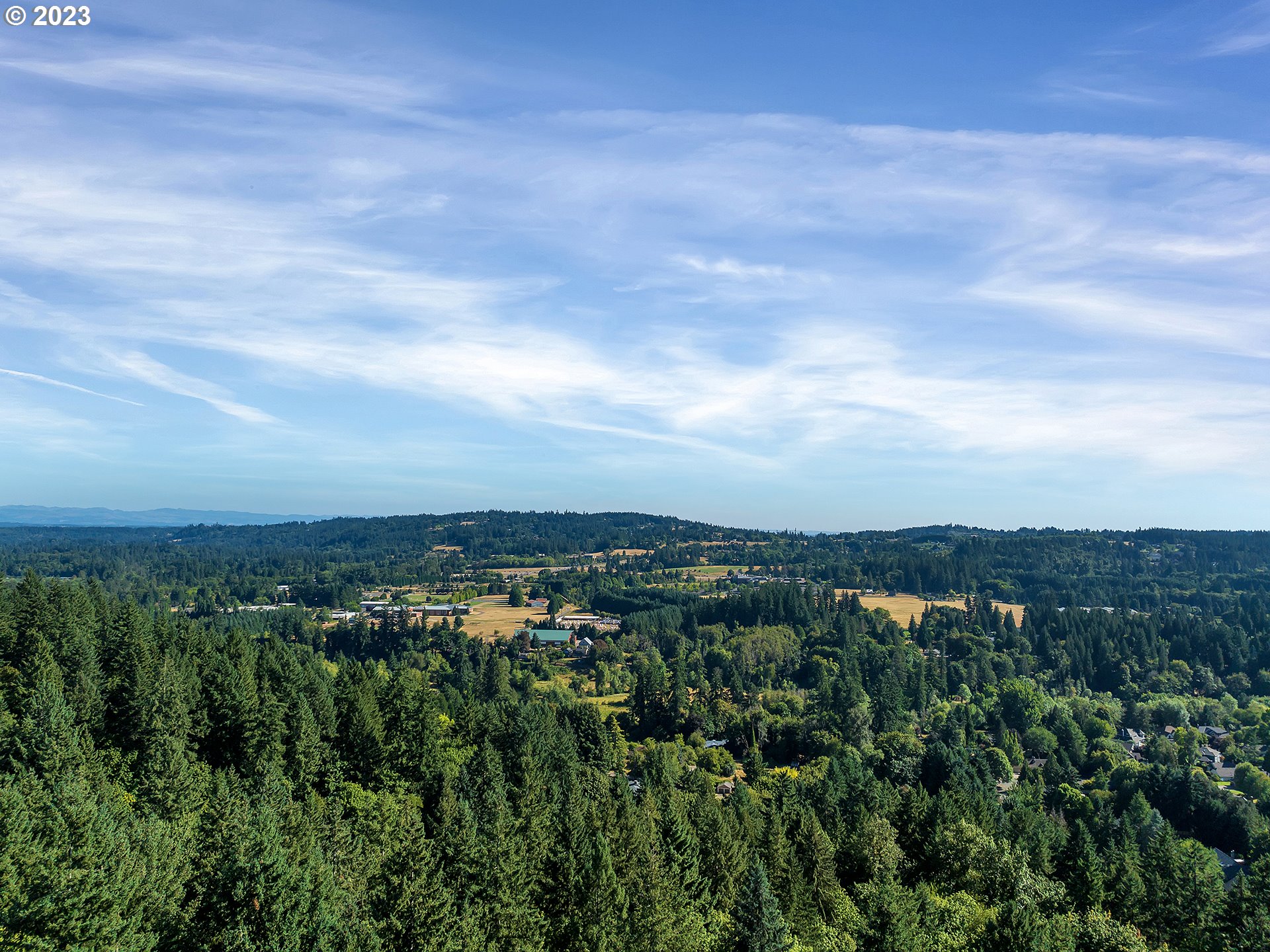 18815 Hilltop Road Lake Oswego, OR 97034 - Photo 19 of 26 Drone View/UAV