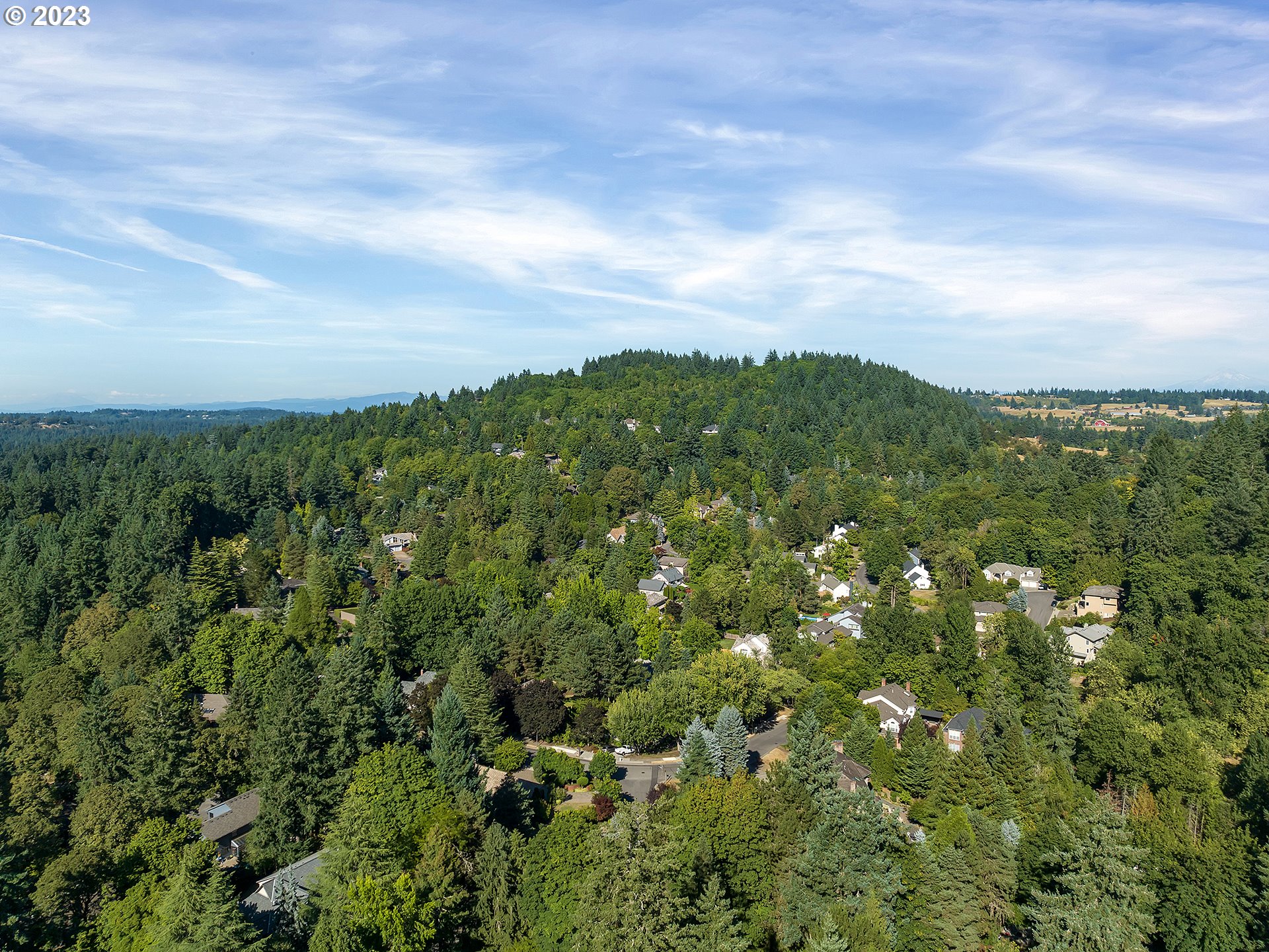 18815 Hilltop Road Lake Oswego, OR 97034 - Photo 23 of 26 Drone View/UAV