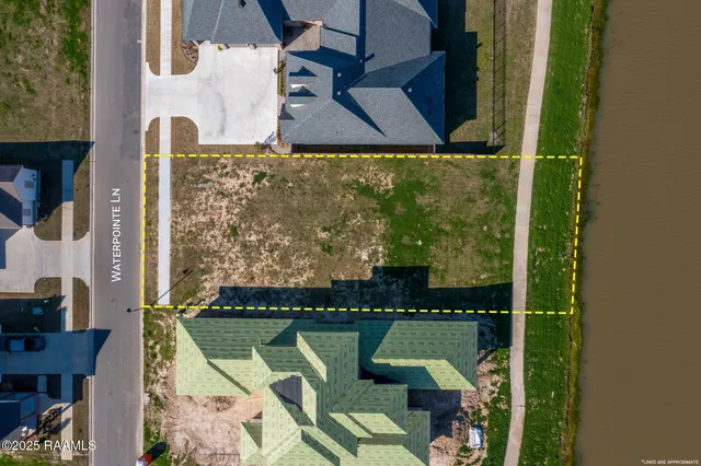 $195,000 | 203 Waterpointe Lane, Scott, LA 70583