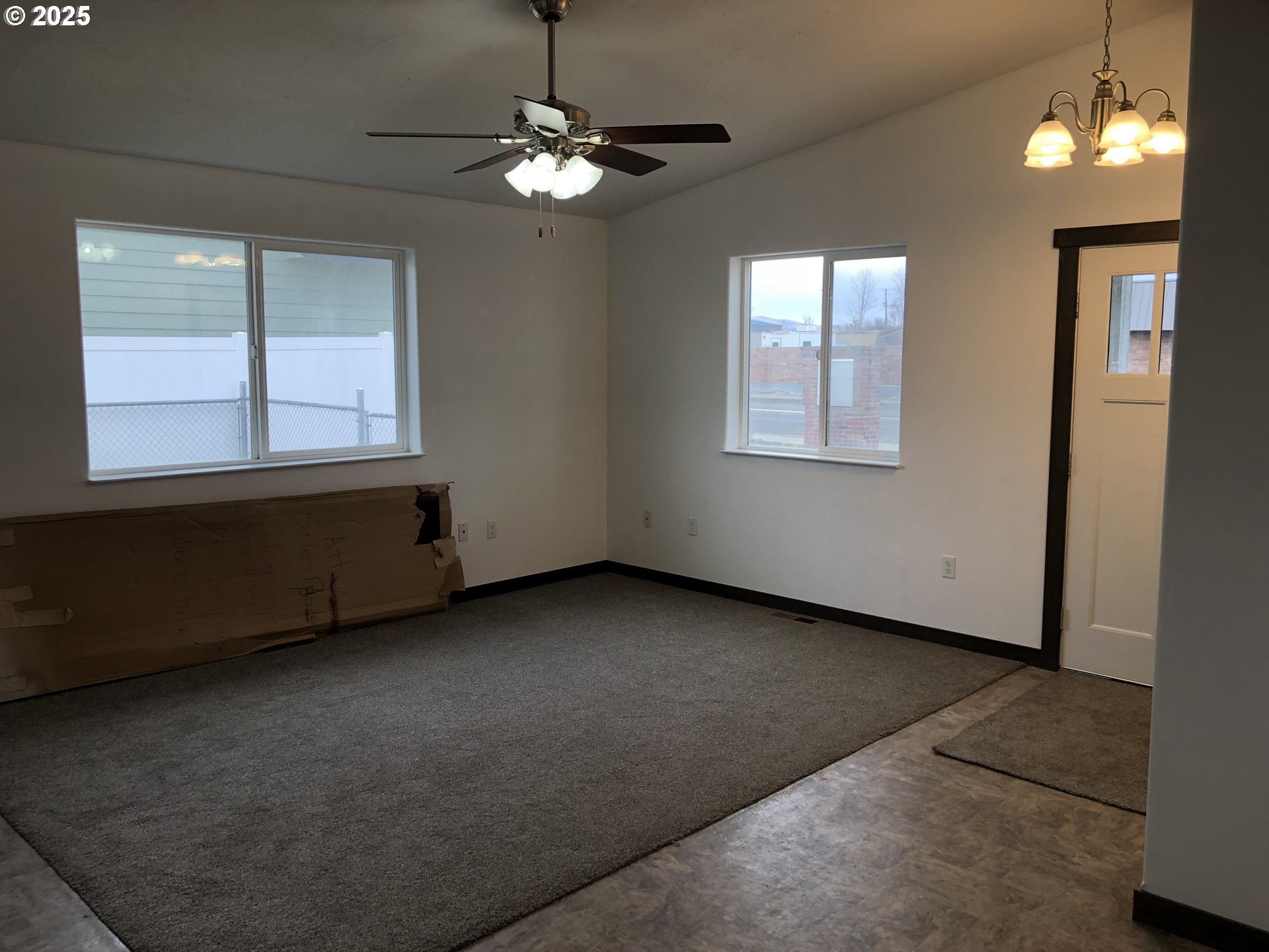 159 Southwest Nye Avenue Pendleton, OR 97801 - Photo 6 of 30 Gallery Image 6