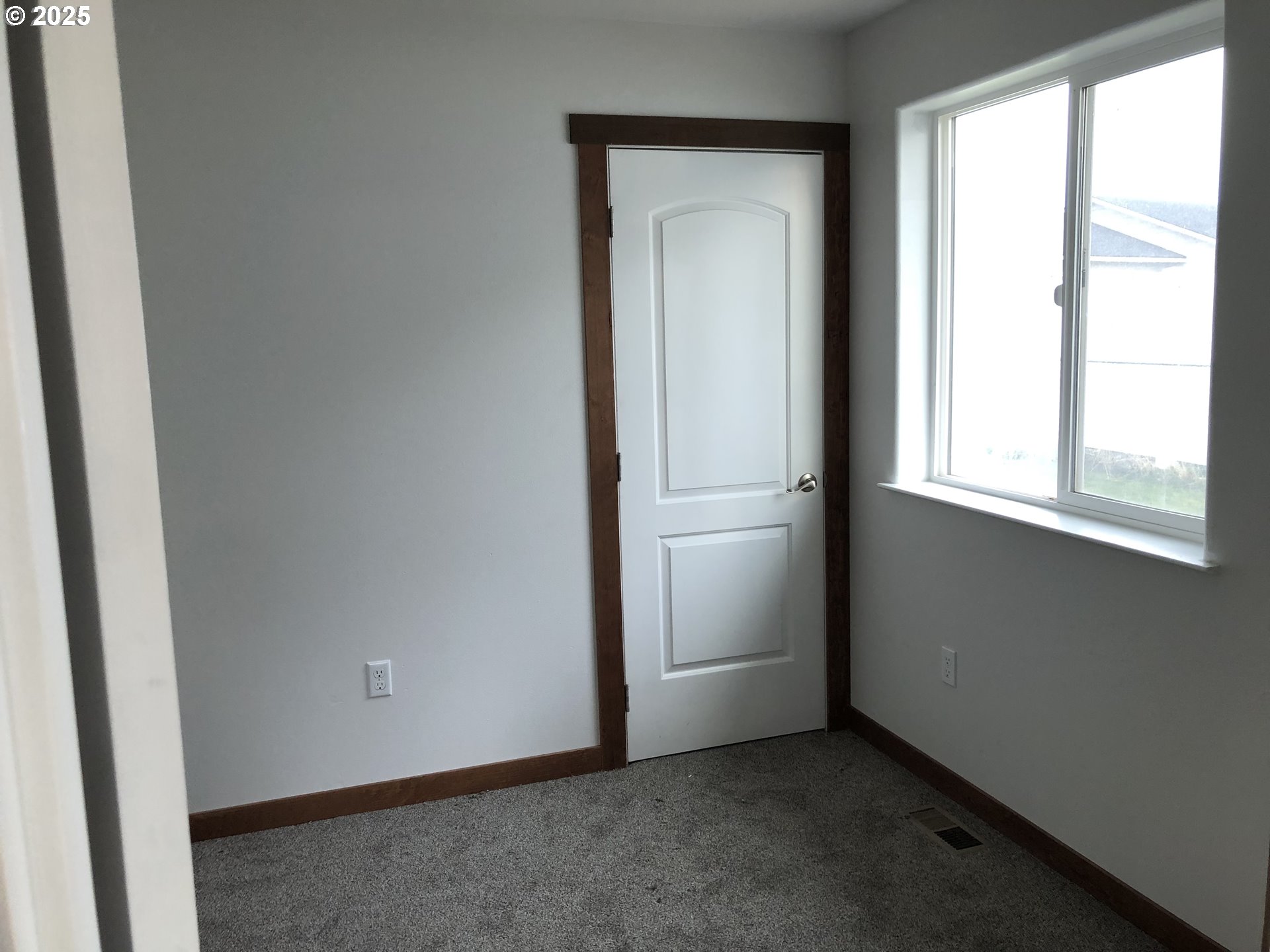 159 Southwest Nye Avenue Pendleton, OR 97801 - Photo 10 of 30 Gallery Image 10