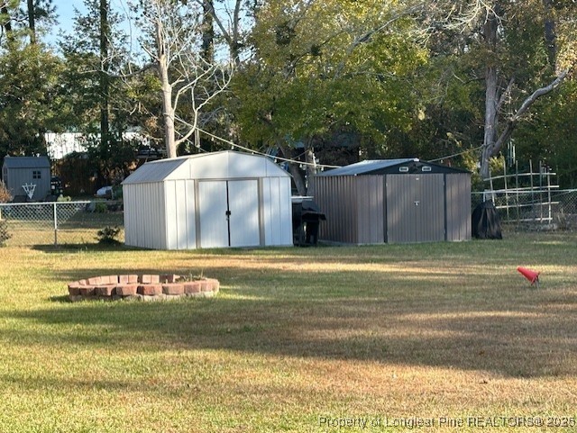 180 Castle Road Lumberton, NC 28358 - Photo 4 of 18 a view of a backyard