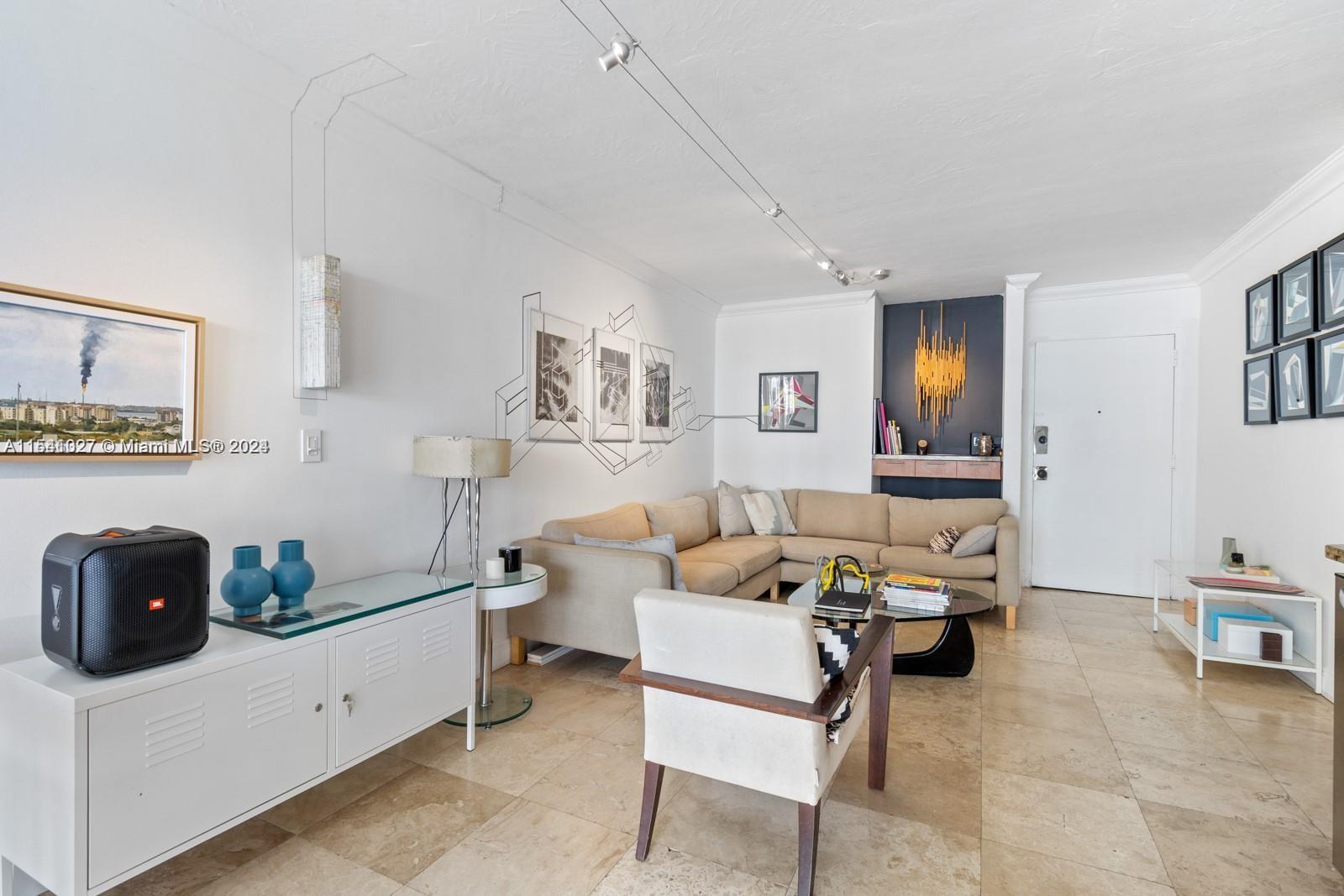 145 Southeast 25th Road, Unit 804 Miami, FL 33129 - Photo 2 of 24 Gallery Image 2
