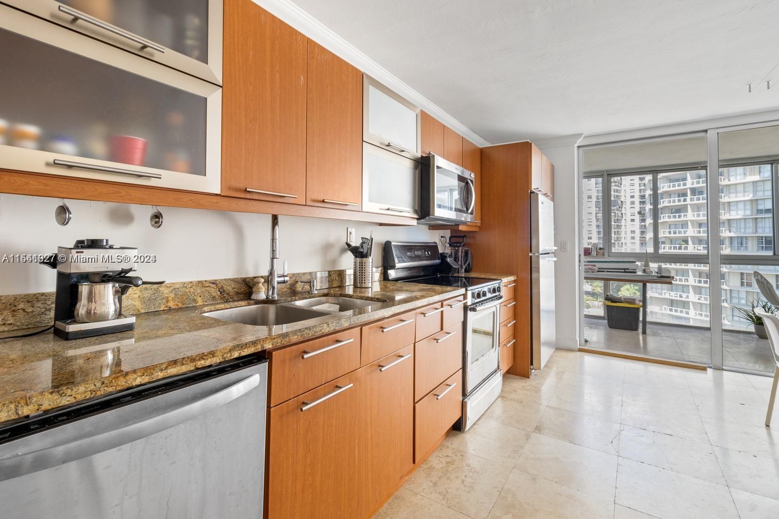 145 Southeast 25th Road, Unit 804 Miami, FL 33129 - Photo 4 of 24 Gallery Image 4
