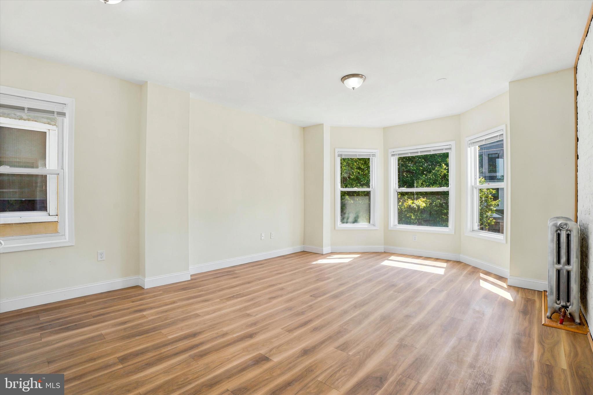 149 West Sharpnack Street Philadelphia, PA 19119 - Photo 30 of 45