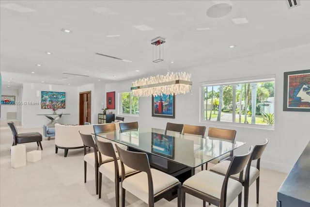 $3,150,000 | 10105 Southwest 71st Avenue, Pinecrest, FL 33156