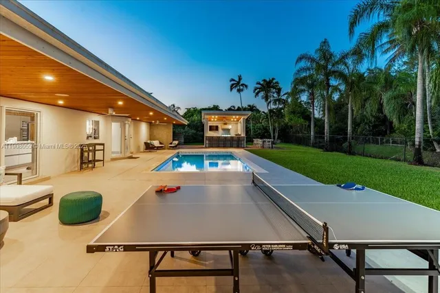 $3,150,000 | 10105 Southwest 71st Avenue, Pinecrest, FL 33156