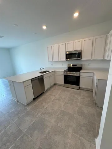 $2,100 | 2503 Skyline Loop, Kissimmee, FL 34758