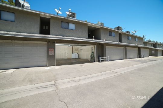 205 East Upjohn Avenue Ridgecrest, CA 93555 - Photo 11 of 26 Gallery Image 11