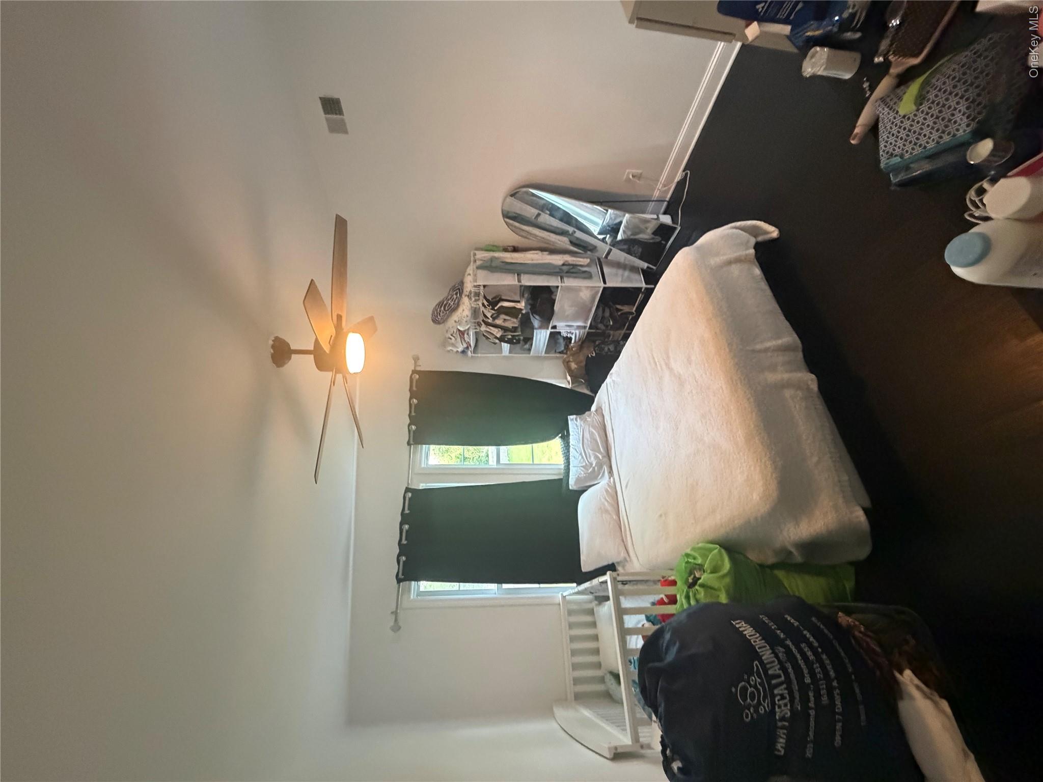 1013 Merriam Road Bay Shore, NY 11706 - Photo 11 of 27