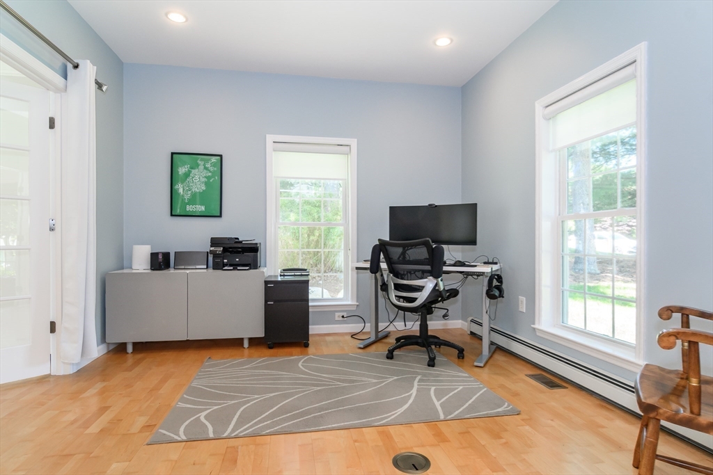 11 Irving Road Natick, MA 01760 - Photo 10 of 31