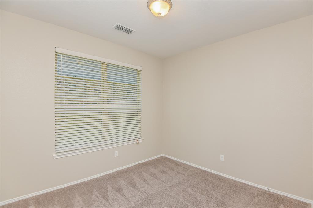 6252 Outrigger Road Fort Worth, TX 76179 - Photo 10 of 15 Gallery Image 10