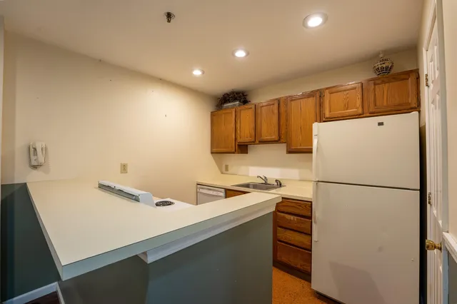 $1,650 | 28 Academy Street, Unit 9, Franconia, NH 03580