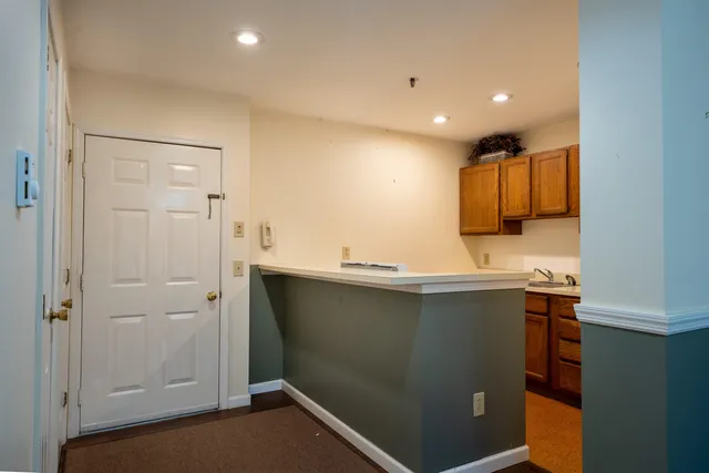 $1,650 | 28 Academy Street, Unit 9, Franconia, NH 03580