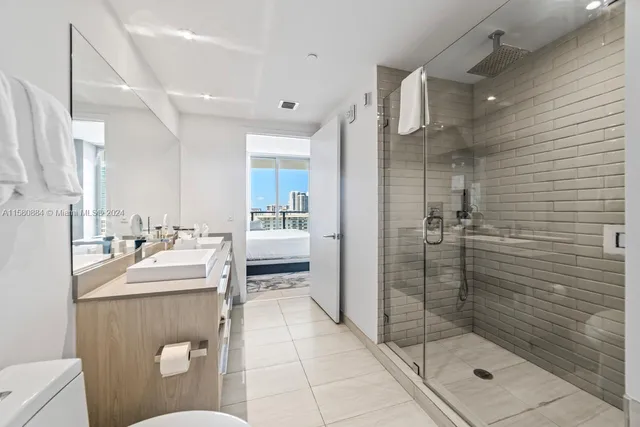 $6,500 | 4010 South Ocean Drive, Unit R1601, Hollywood, FL 33019