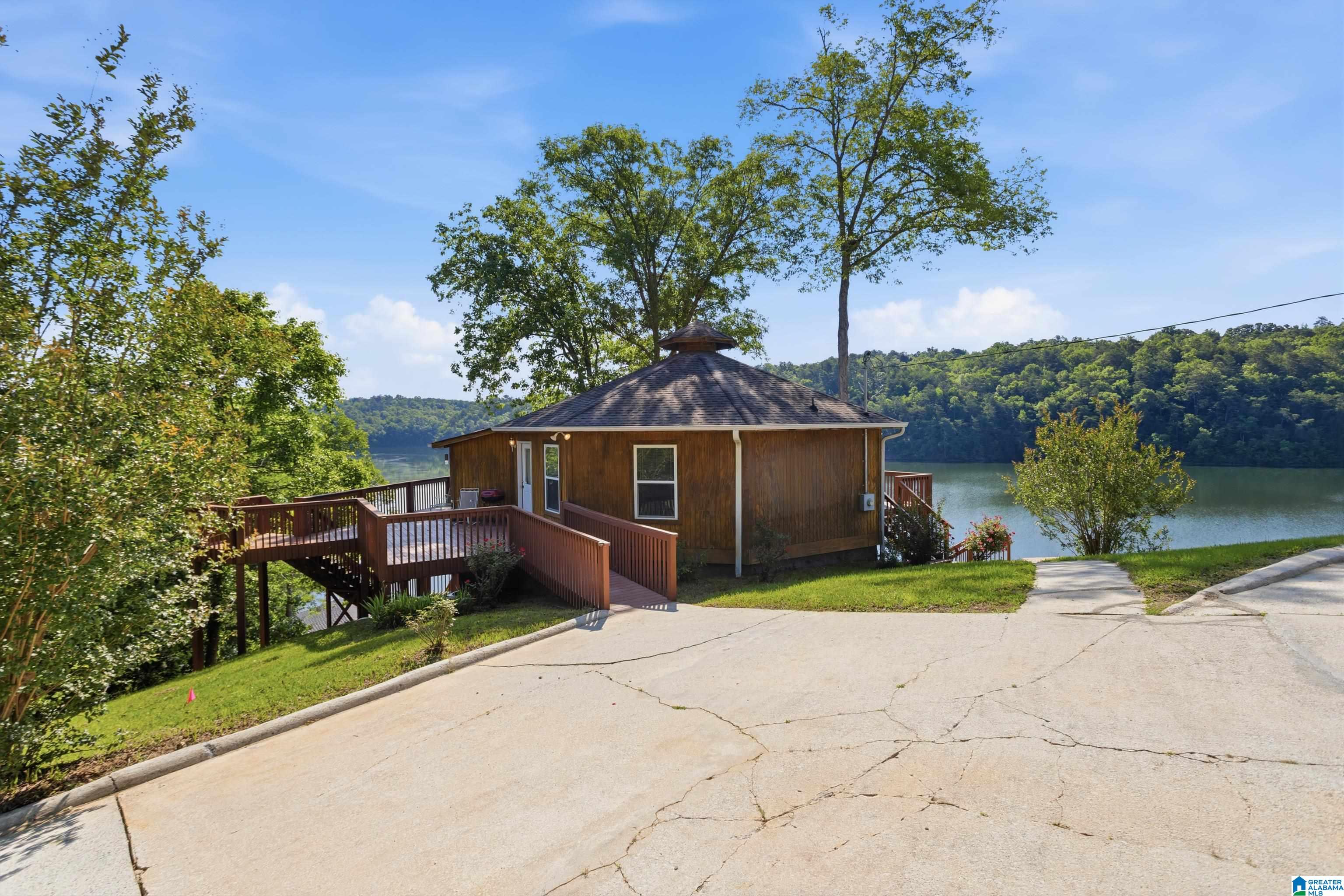 1595 Overlook Point Warrior, AL 35180 - Photo 5 of 41