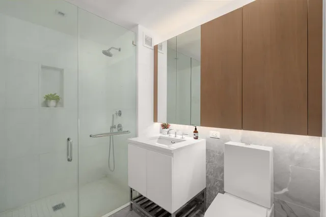 $1,425,000 | 196 Orchard Street, Unit 7J | Lower East Side