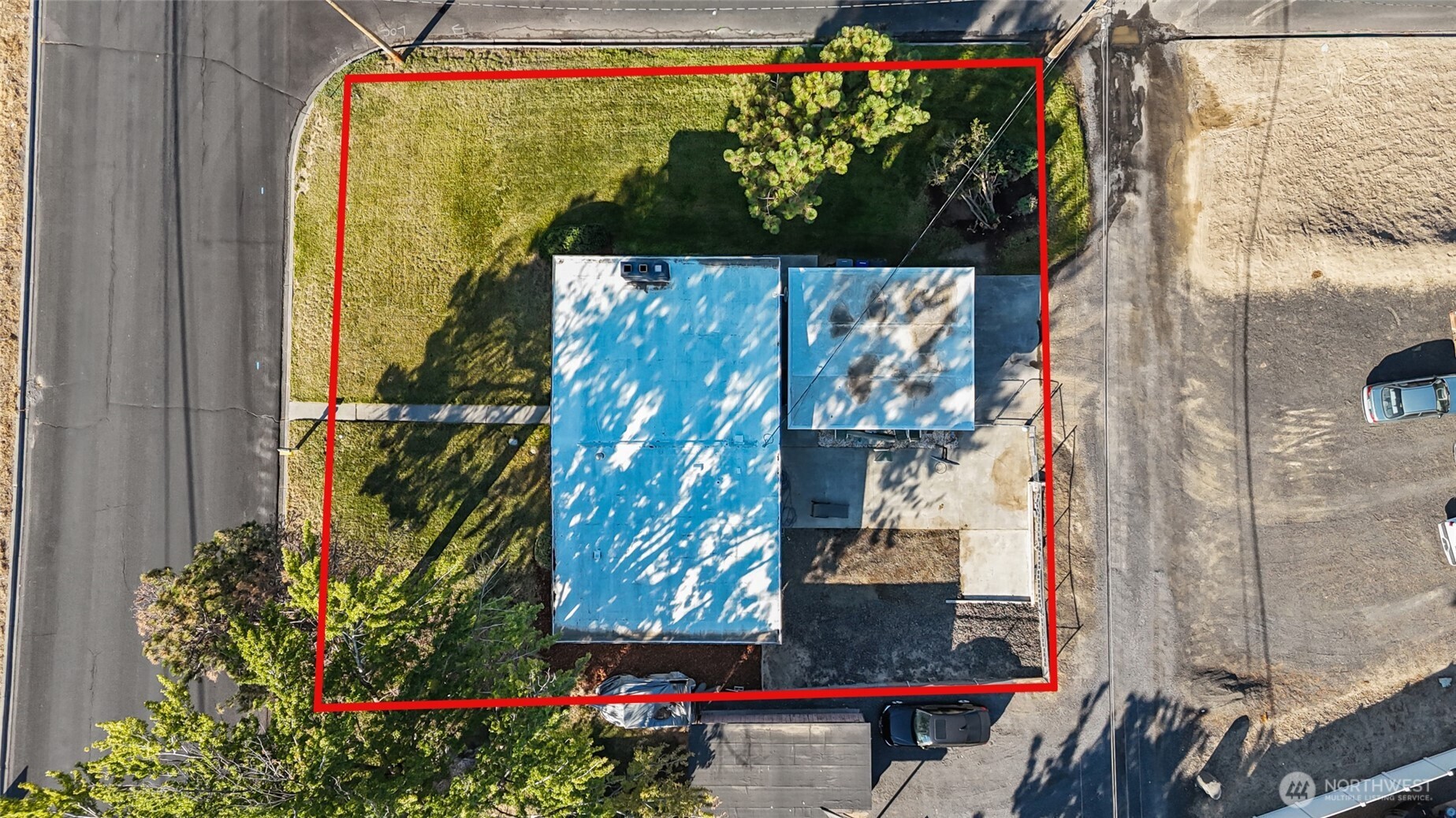 128 West Nelson Road Moses Lake, WA 98837 - Photo 29 of 37 a view of a bunch of flowers