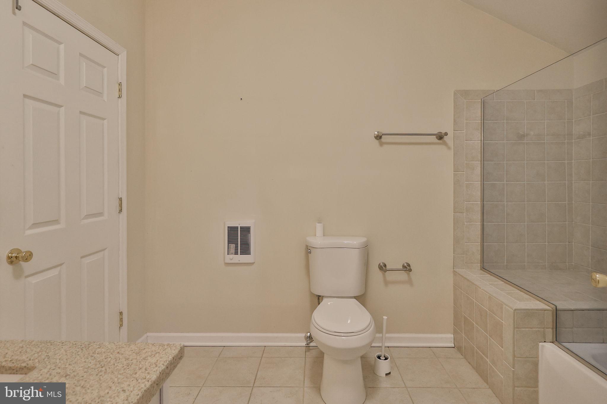 2811 Kingsview Avenue Easton, PA 18045 - Photo 43 of 86