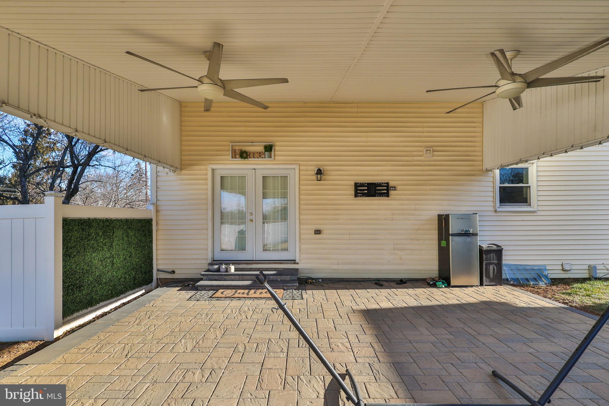 2811 Kingsview Avenue Easton, PA 18045 - Photo 78 of 86 a view of a house with a backyard