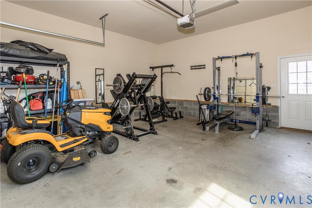 6720 River Road Petersburg, VA 23803 - Photo 22 of 29 Attached 2 car garage with access from Franklin Av