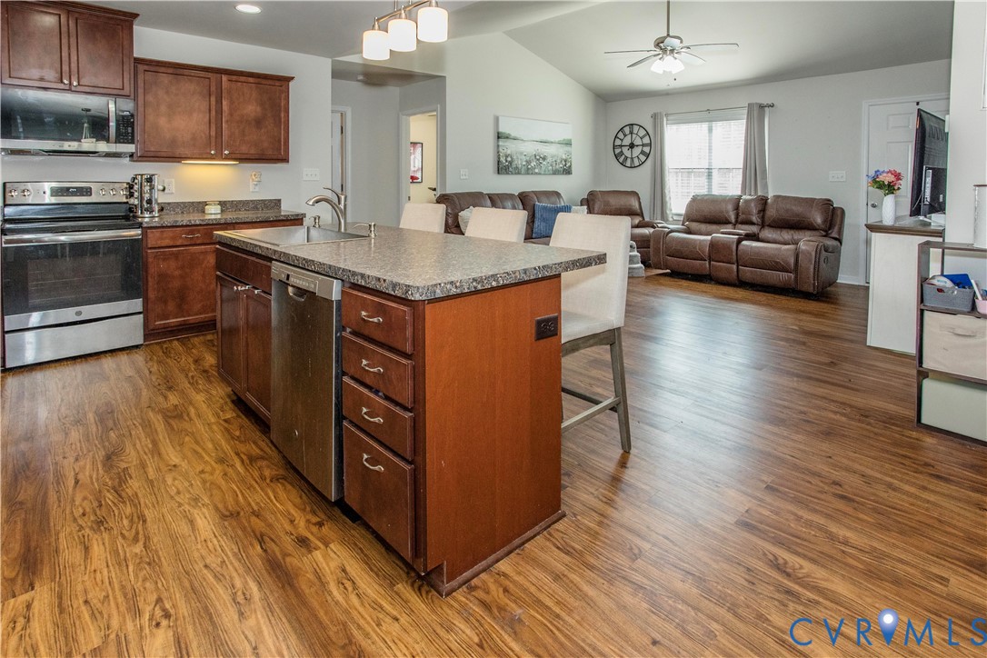 6720 River Road Petersburg, VA 23803 - Photo 9 of 29 Great flow throughout kitchen, living, and dining