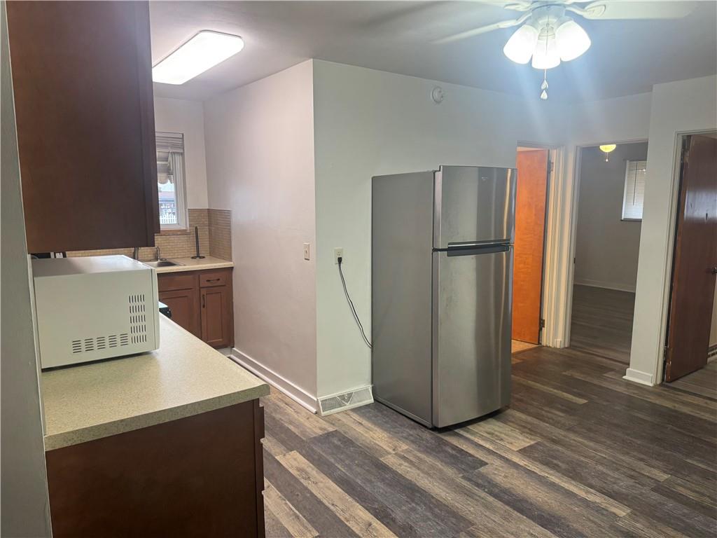 512 Chestnut Street, Unit B Springdale, PA 15144 - Photo 13 of 27