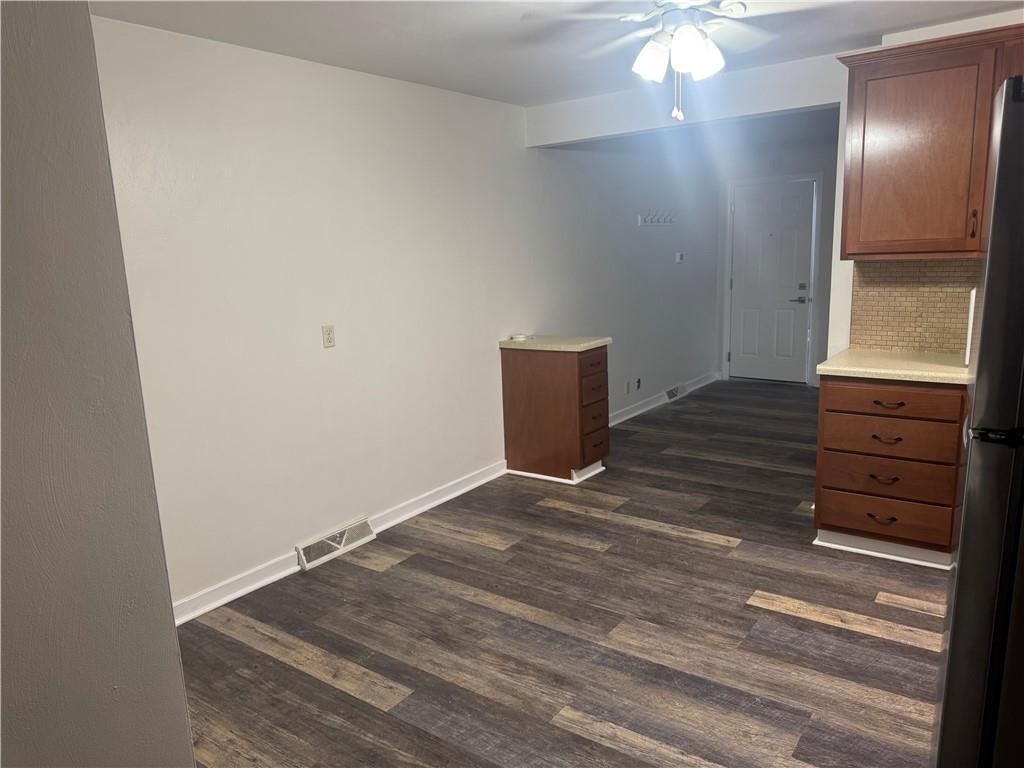 512 Chestnut Street, Unit B Springdale, PA 15144 - Photo 9 of 27