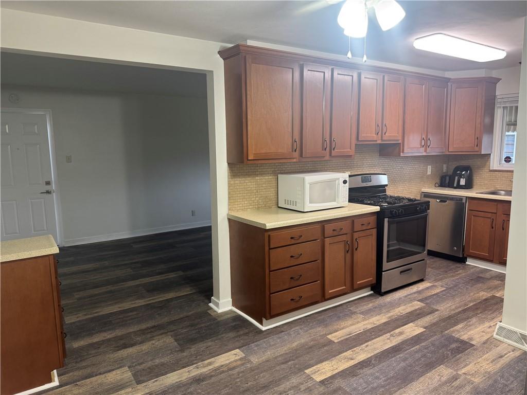 512 Chestnut Street, Unit B Springdale, PA 15144 - Photo 10 of 27