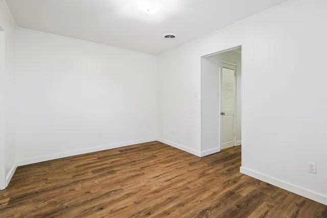 $2,000 | 157 West Purnell Street, Lewisville, TX 75057