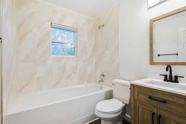 $2,000 | 157 West Purnell Street, Lewisville, TX 75057