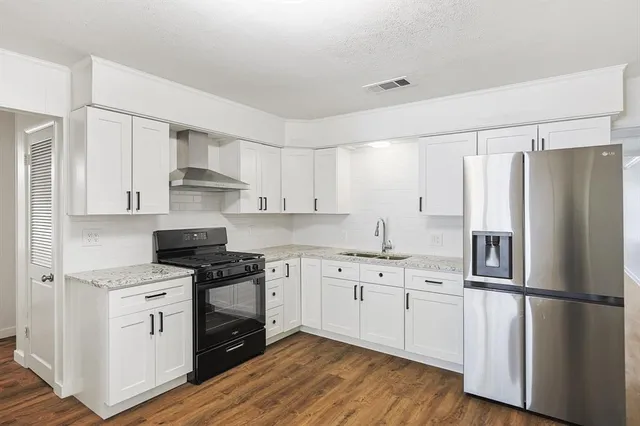 $2,000 | 157 West Purnell Street, Lewisville, TX 75057