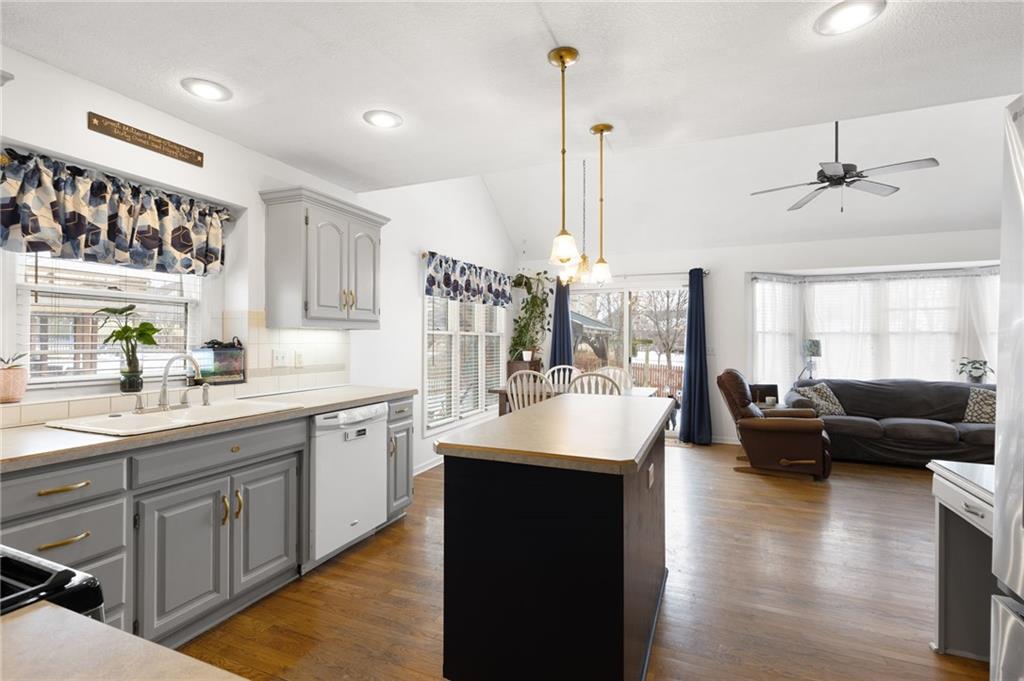 1519 Colt Circle Raymore, MO 64083 - Photo 18 of 50