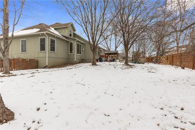 $405,000 | 1519 Colt Circle, Raymore, MO 64083